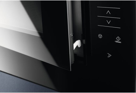 mikrovolnovaya_pech_electrolux_kmfe264tex3.jpg